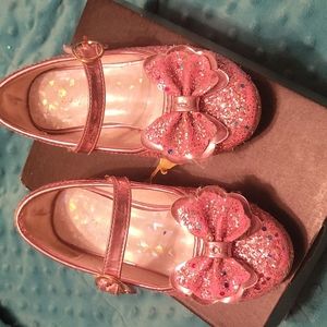 Girl's dress shoes size 9